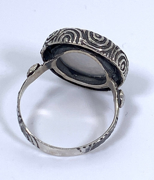 Ring