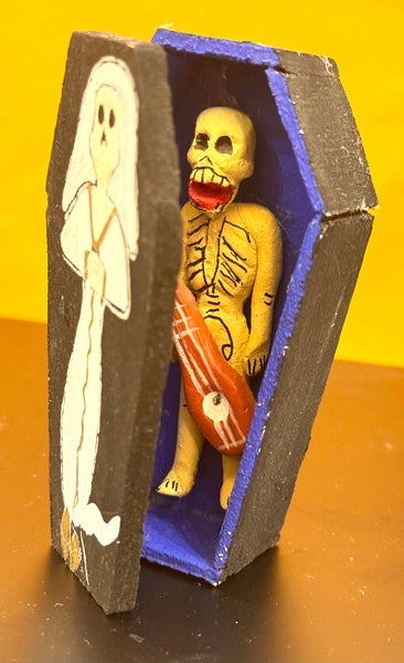 DFay of the Dead Coffin with figure